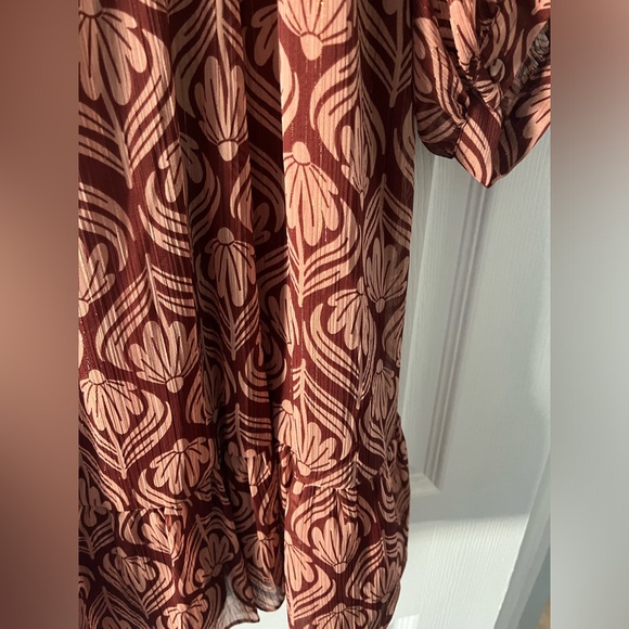 LC Lauren Conrad 2X Long Sleeve Maroon Dress with gold shimmer ✨NWT - Picture 12 of 15